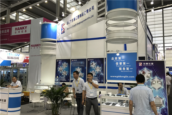 广东东麟参加深圳国际3D曲面玻璃制造技术及应用展览会
